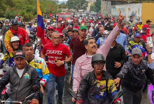 Maduro - El poder popular materializa el nuevo Estado comunal