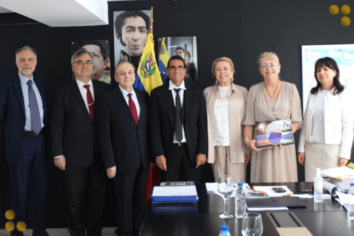 Venezuela recibió una delegación de Crimea para promover la cooperación estratégica